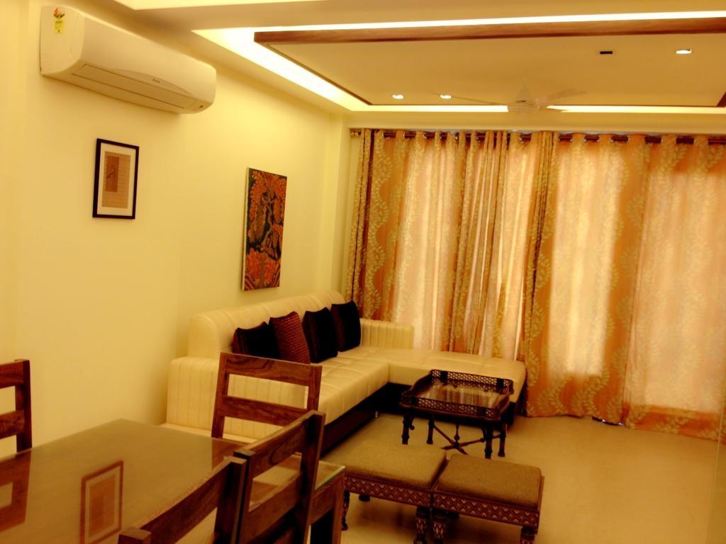 Woodpecker Service Apartments - Green Park Нью-Дели Номер фото